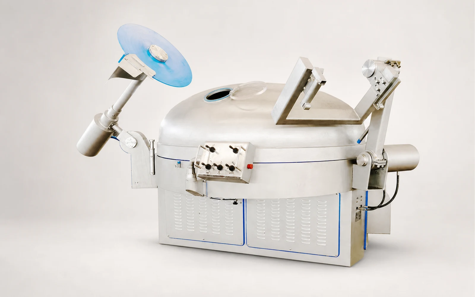Industrial vacuum bowl cutter for meat processing
