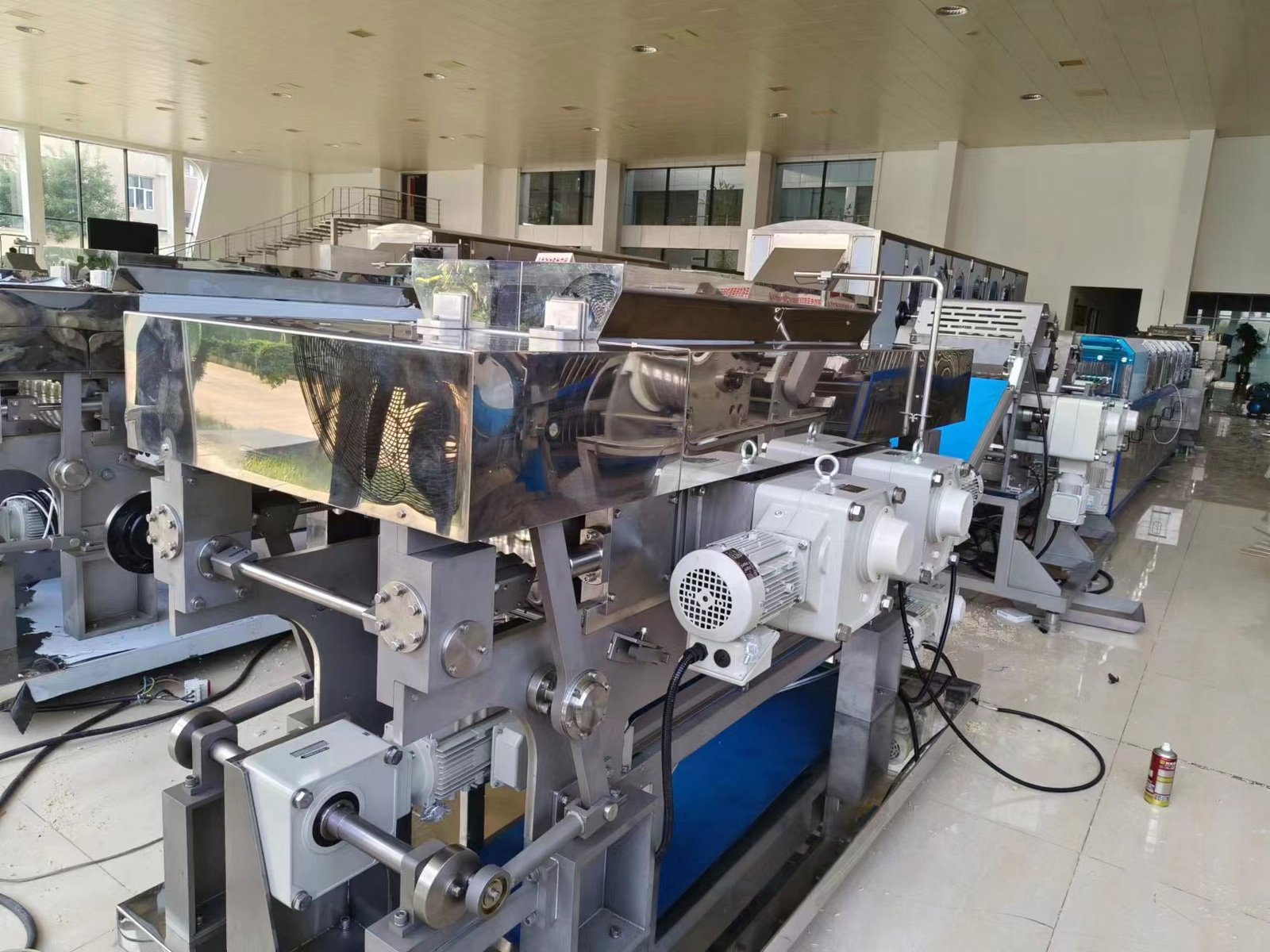 Industrial fresh Asian noodle production line