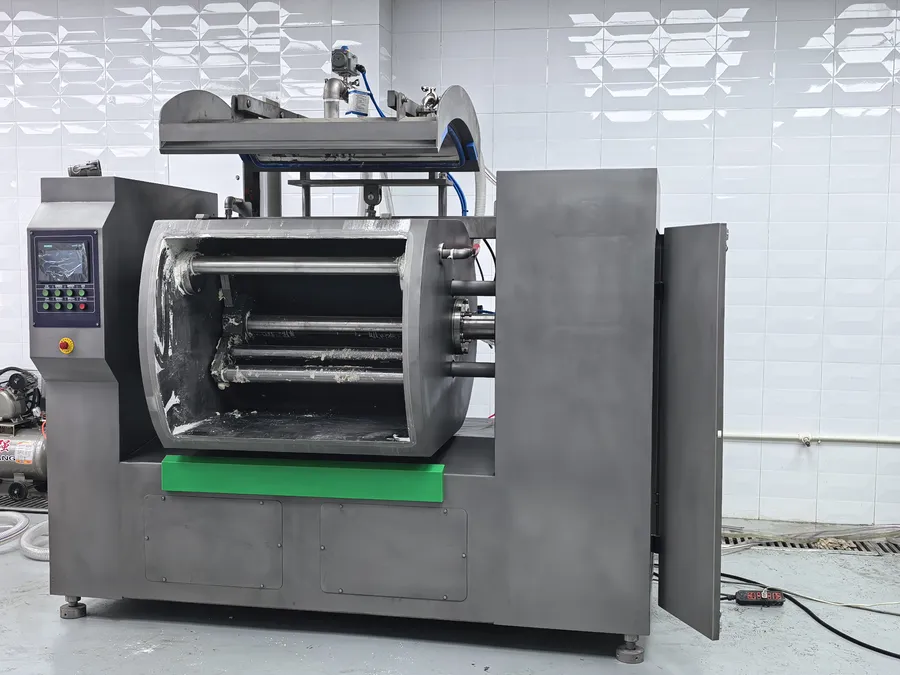 Open HM-300HP mixing chamber during the factory test