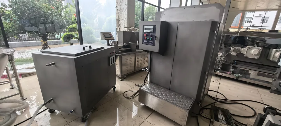 Saltwater mixing tank and separate liquid dosing tank for dough preparation
